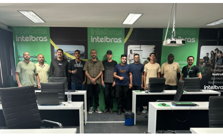 Treinamento de Controle de Acesso Facial Intelbras na Castseg: Capacita&ccedil;&atilde;o T&eacute;cnica na Pr&aacute;tica